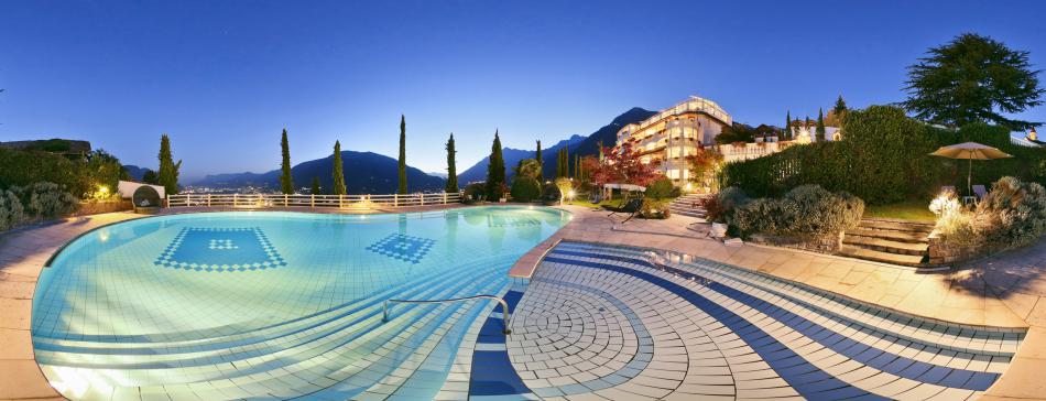 Panoramafoto First-Class-Panorama-Vital-Hotel Rimmele - Dorf Tirol